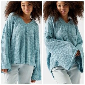 Free People Baja Babe Hacci Oversized Hooded Sweater Textured Knit Bell Sleeve L